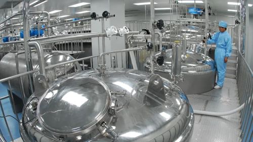 我市大力發(fā)揮產(chǎn)業(yè)集群優(yōu)勢 展現(xiàn)醫(yī)藥名城風采